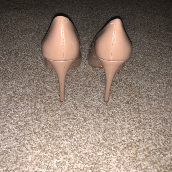 Jessica Simpson peep toe heel - Picture 4 of 4
